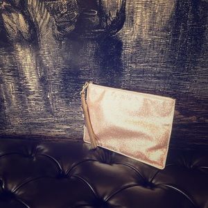 Coach- Gold Glitter Wristlet